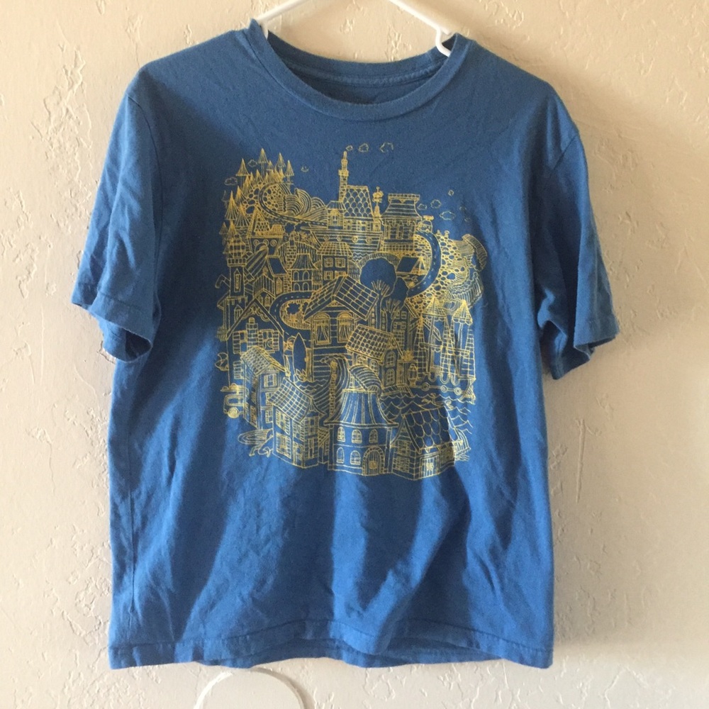 SOLD Patagonia Men's Shirt